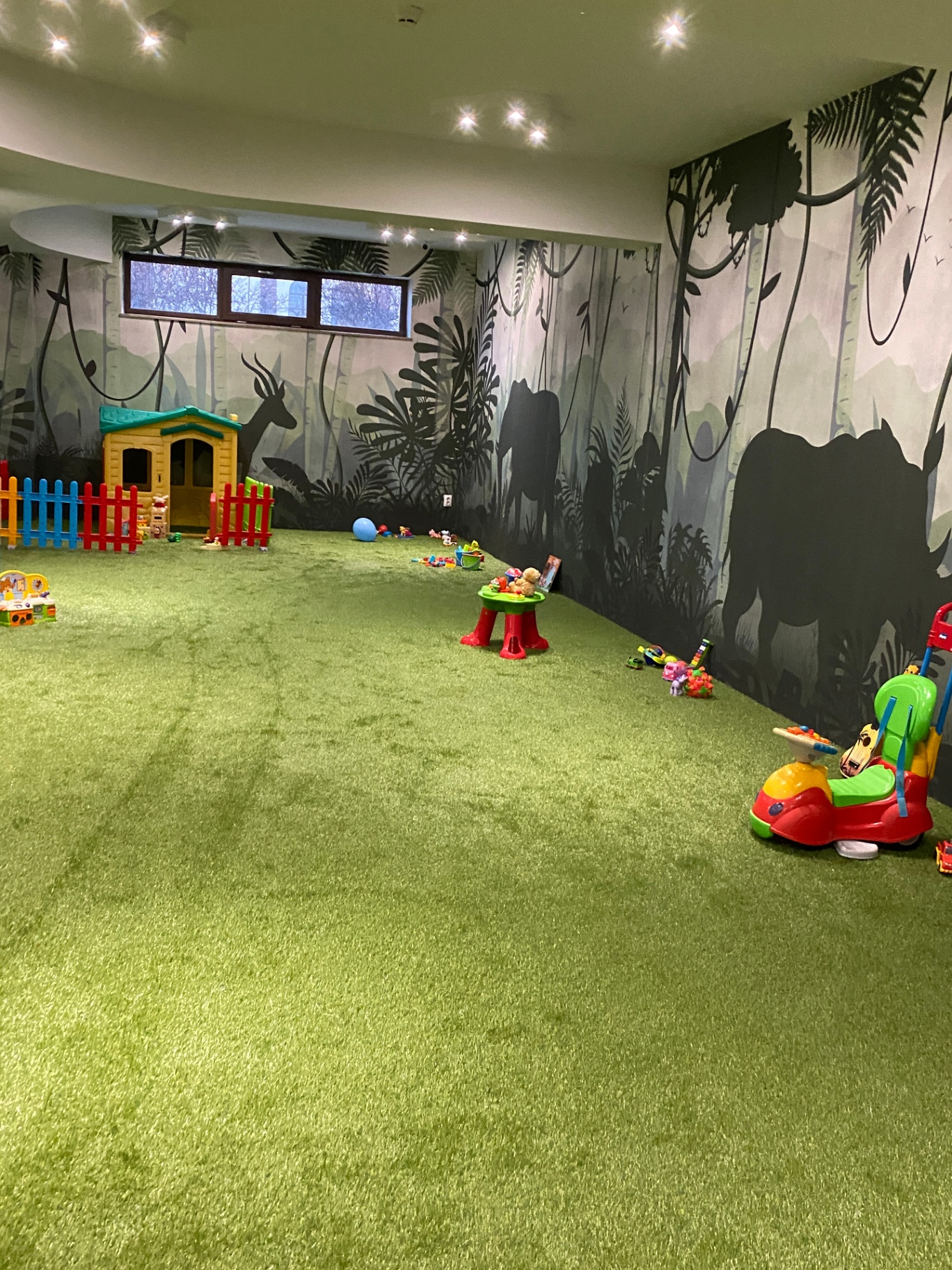 Spațiu de joacă pentru copii la Club Bucovina, vedere generală