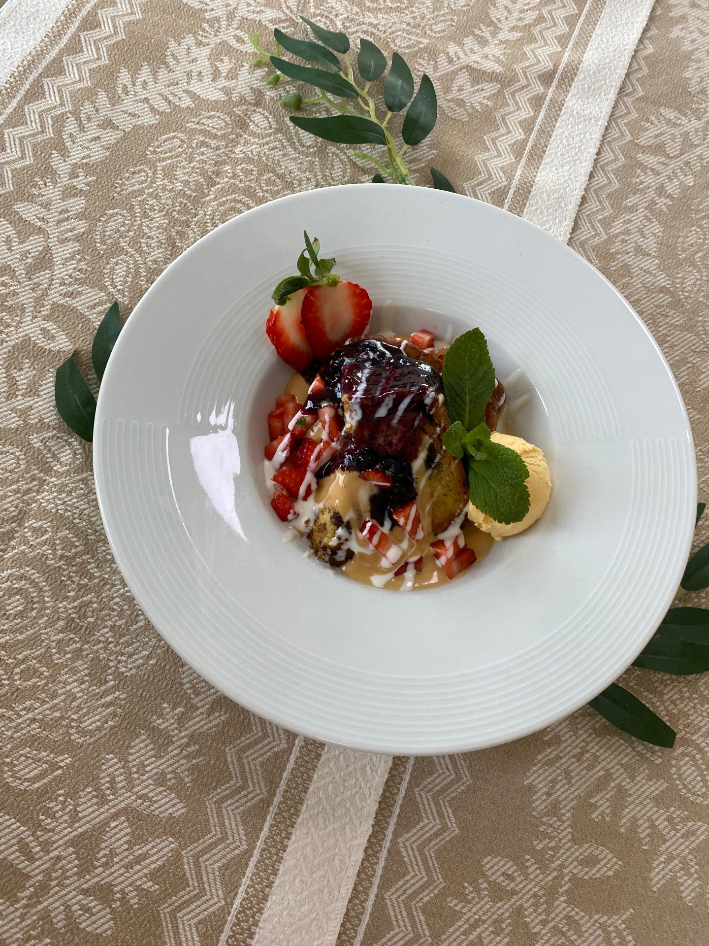 Exemplu vizual de preparat servit în restaurantul Club Bucovina (4)