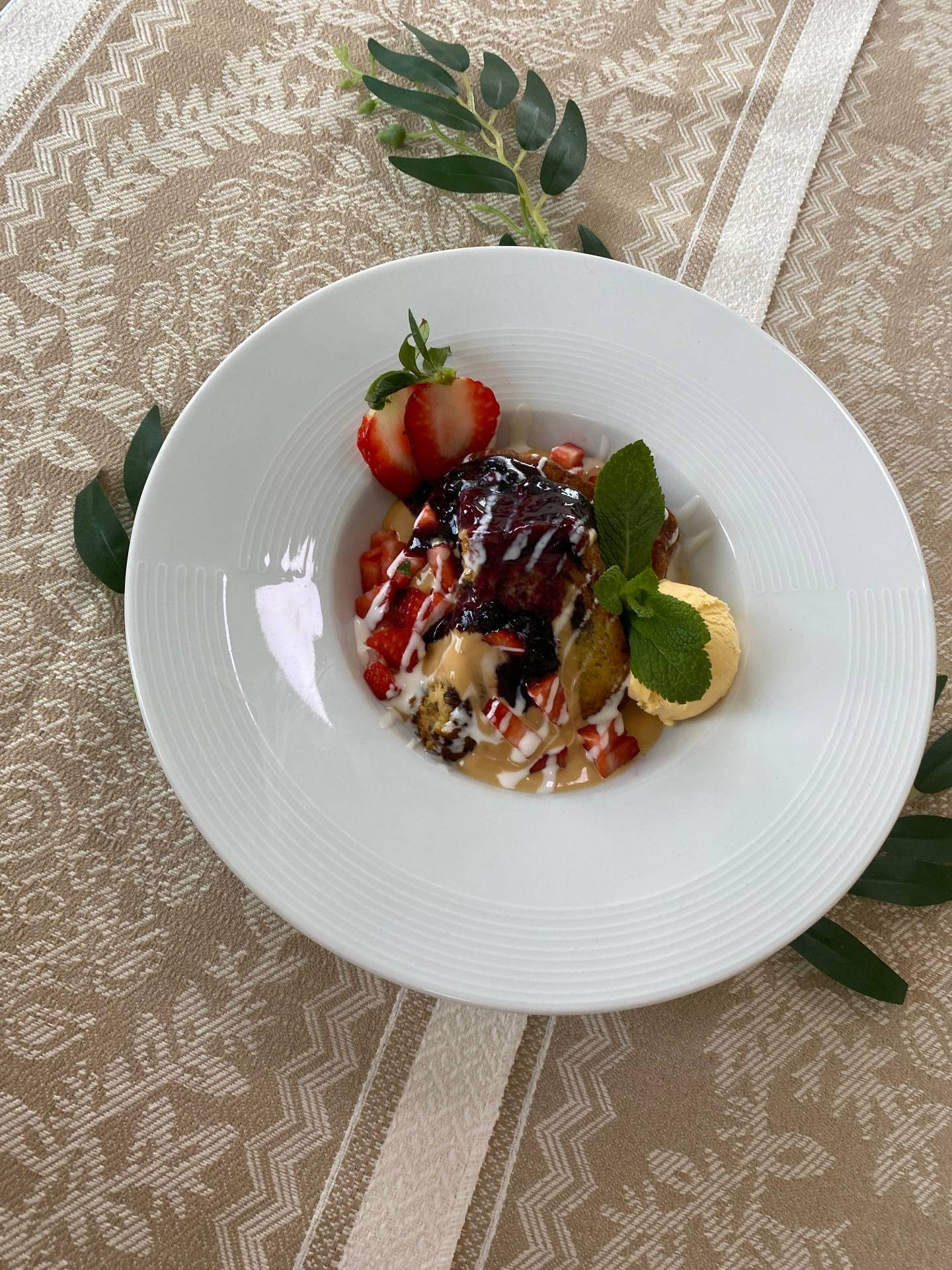 Exemplu vizual de preparat servit în restaurantul Club Bucovina (4)